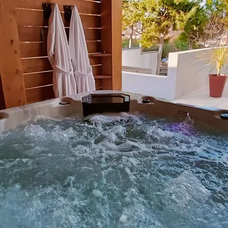 Cosy La Mariposa Avec Jacuzzi Terrasse Lit King Size Linge Inclus